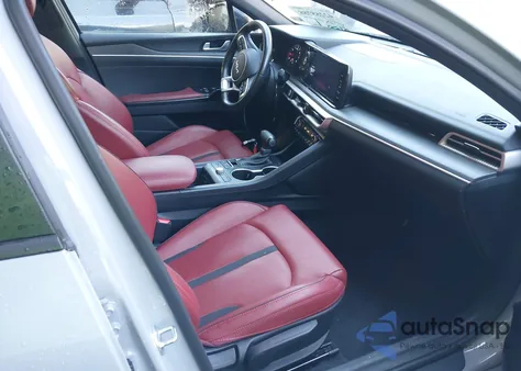 2023 Kia K5 Gt-Line z USA, uszkodzony, nr VIN 5XXG64J25PG178807